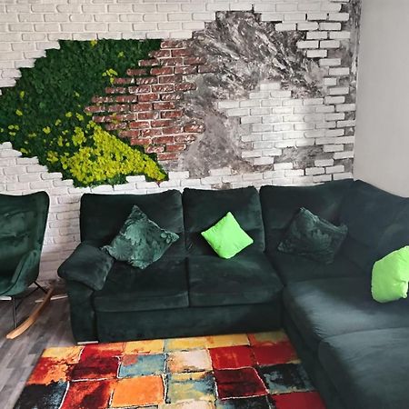 Apartament Regim Hotelier Elis Брашов Экстерьер фото